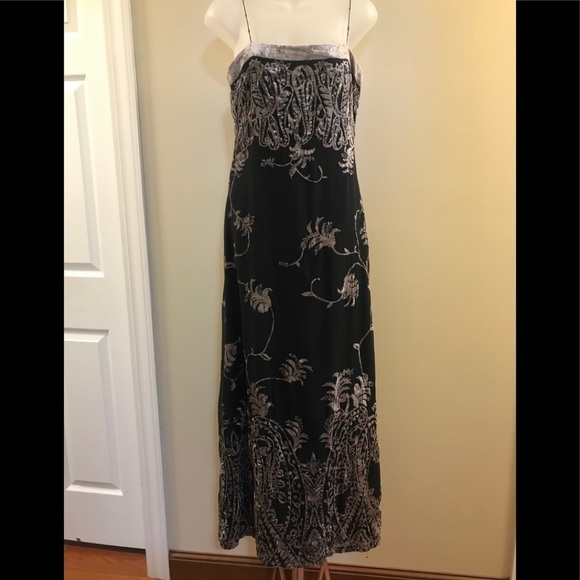 KAY UNGER Embellished Beaded Chiffon Velvet Dress - Picture 15 of 16